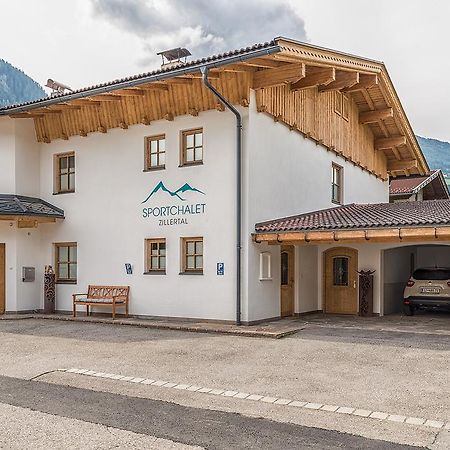 Sportchalet Zillertal อูแดร์นส์ ภายนอก รูปภาพ
