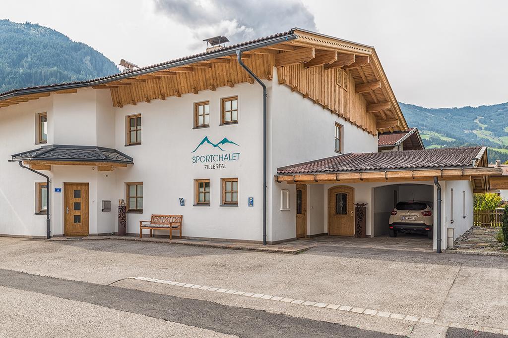 Sportchalet Zillertal อูแดร์นส์ ภายนอก รูปภาพ